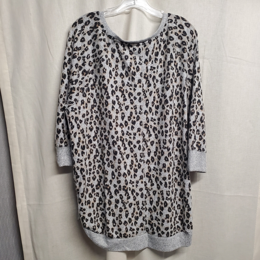 Maurices Gray Leopard Print Sweater - Picture 2 of 8